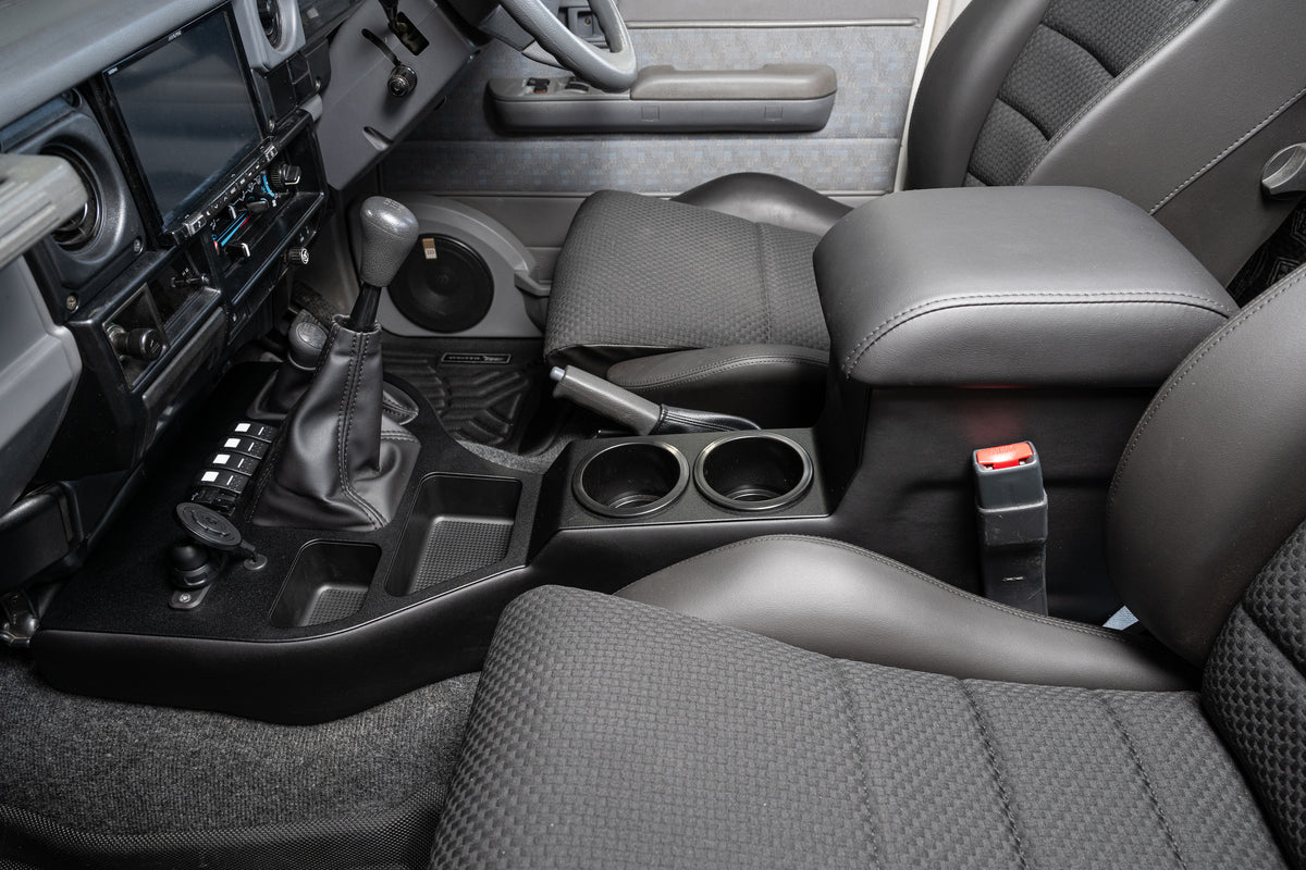 Full Length Centre Console – with Quadlock Magnetic Pivot Head Phone Charger