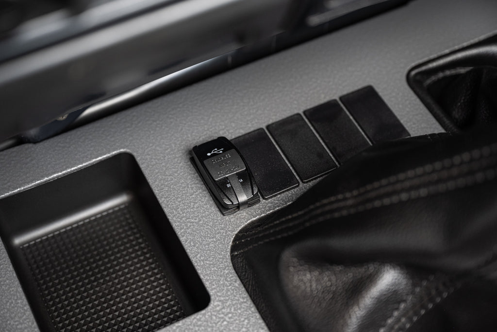 Full Length Centre Console (Old Steel Dash VDJ79 GXL Single Cab)