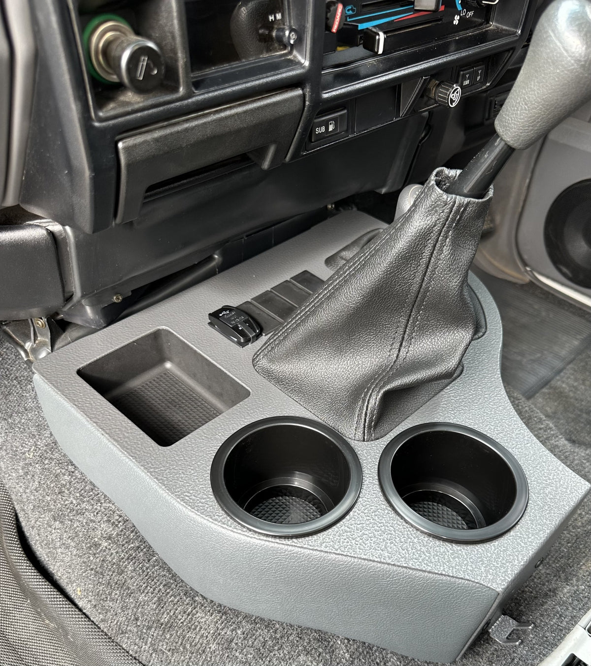 Gearstick Surround Console (Old Steel Dash with Benchseat)